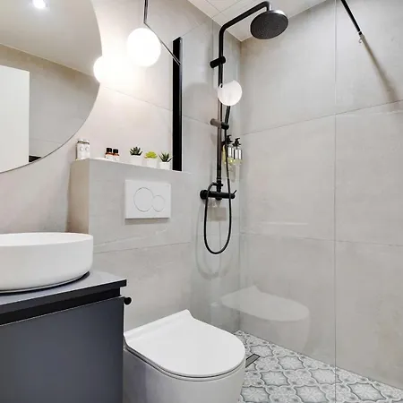 Amazing 1br/4p - Cremieux - Gare De Lyon Hotel 3*